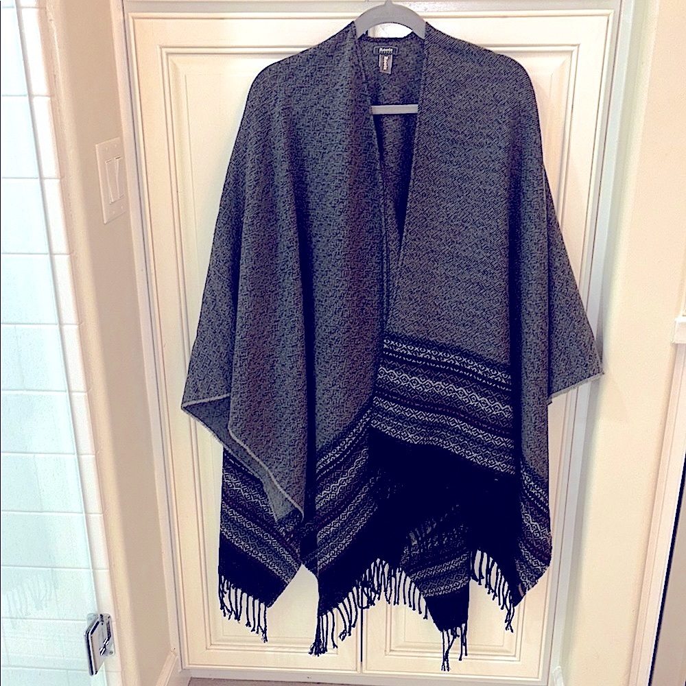 Gray and Black Patterned Poncho with Fringe